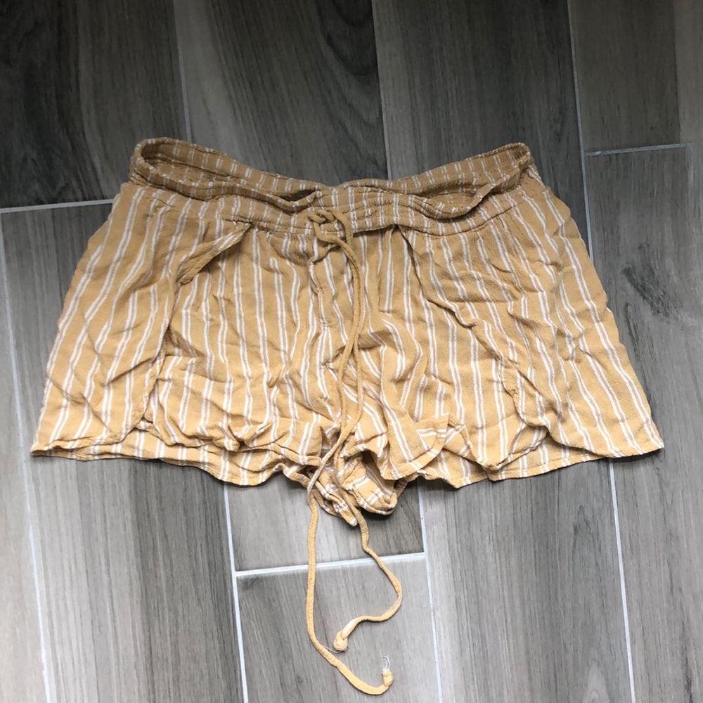 striped flowy shorts